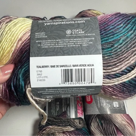 Yarn 6 Redheart Unforgettable Tealberry Yarn medium weight 270 yards each teal Arts & Crafts